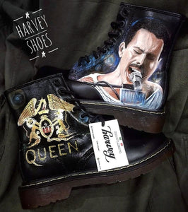 THE QUEEN BOOTS